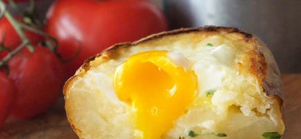 Äggfylld potatis