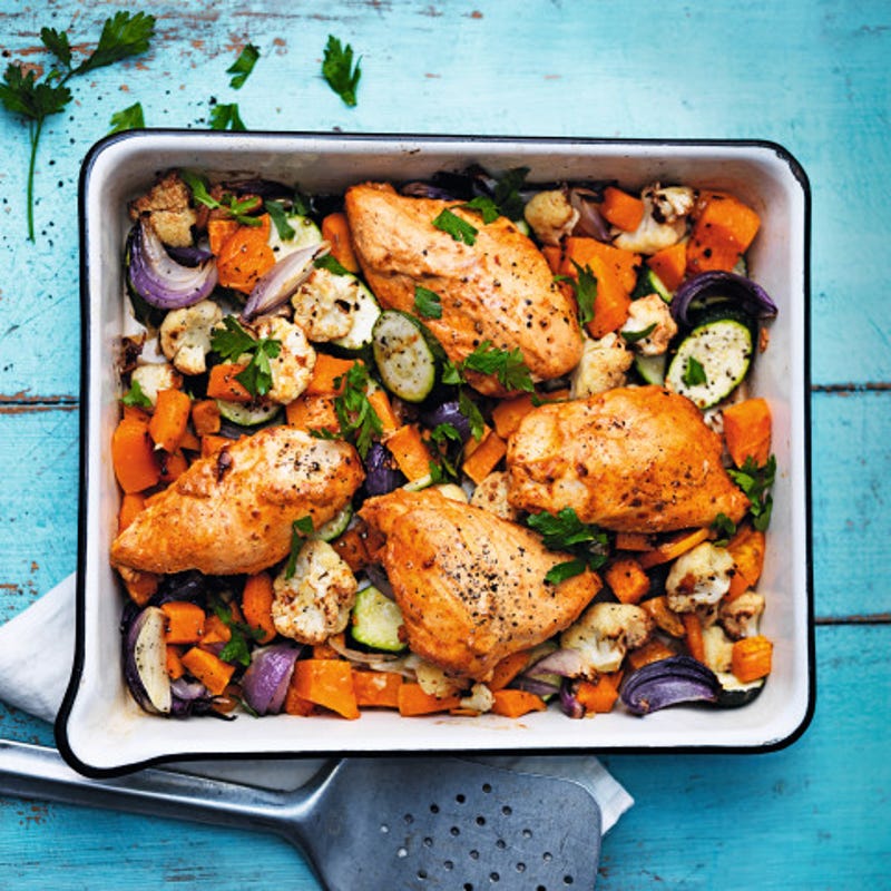 Photo de/du Poulet à l'harissa et légumes au four par WW