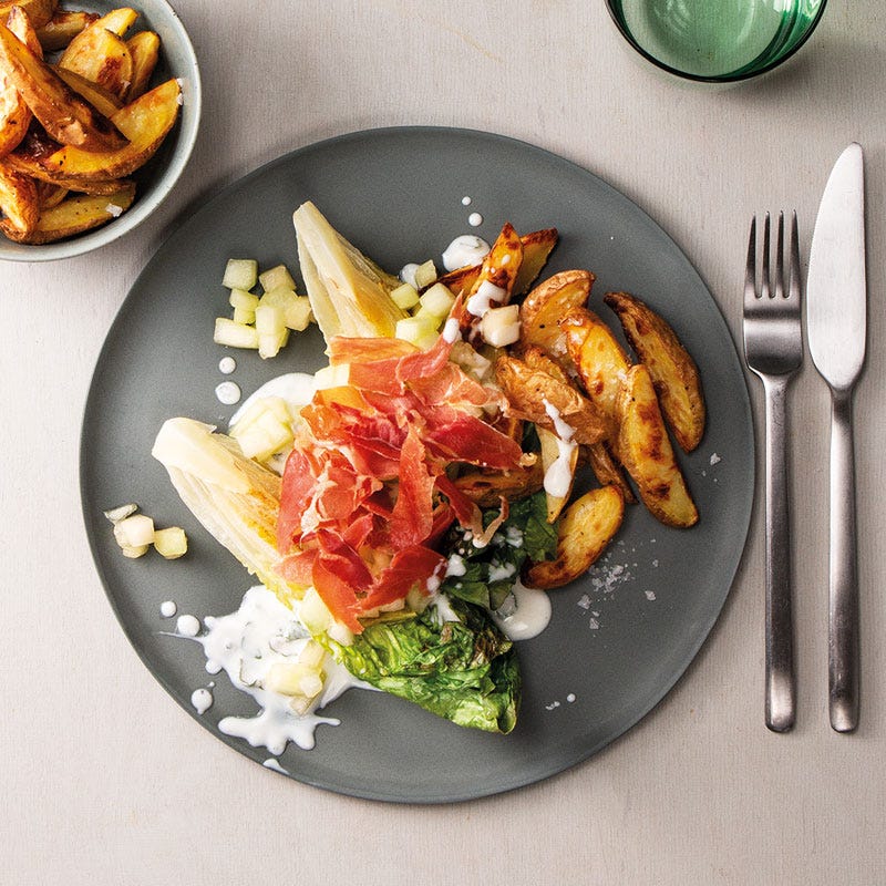 Gebratener Mini Romana mit Honigmelone und Serranoknusper