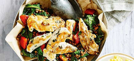 Chicken, lentil & kale braise