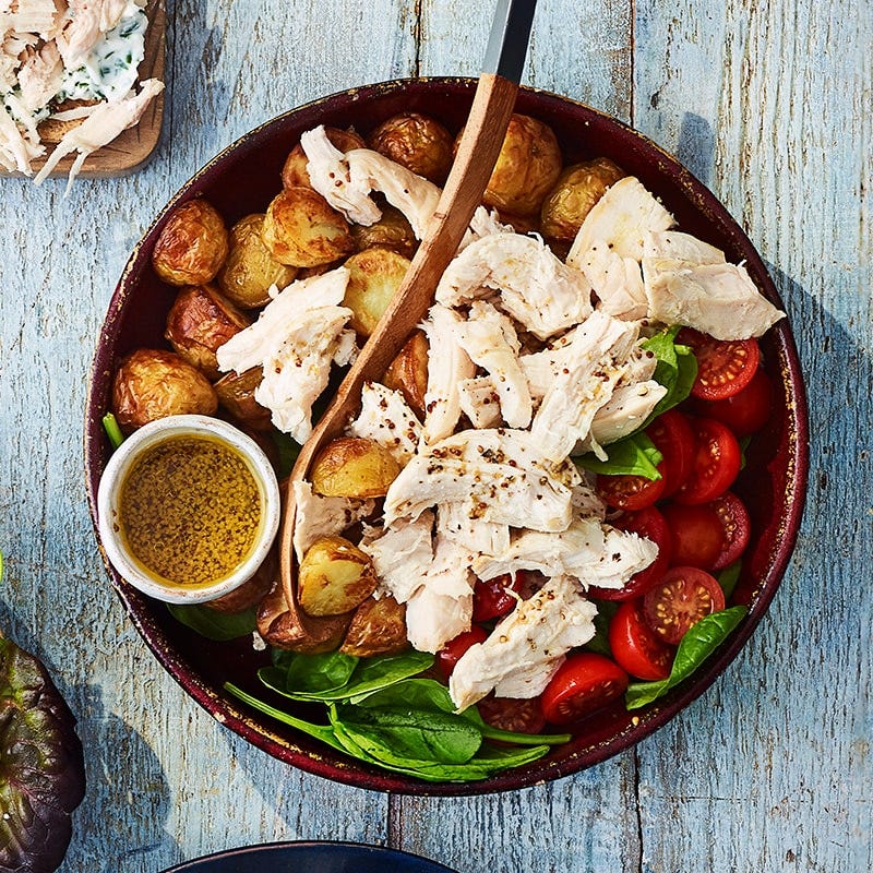 Potato, spinach and chicken salad