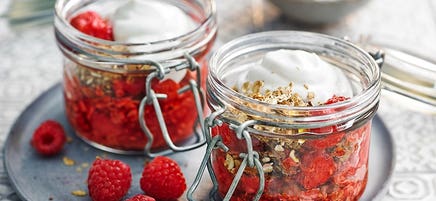 Granola and yoghurt pots with maple raspberries