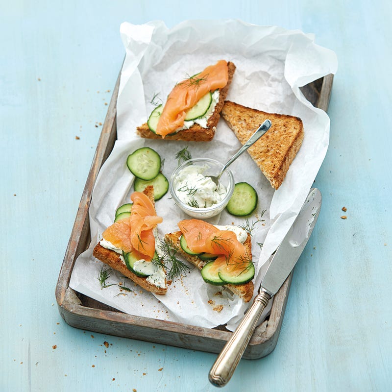 Foto van Geroosterd brood met zalm en mierikswortelcrème door WW