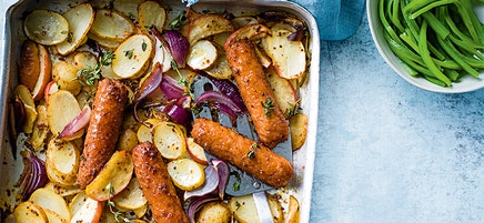 Honey & mustard veggie sausage traybake