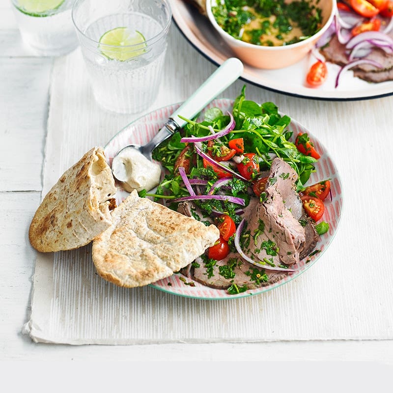 Roast beef pitas