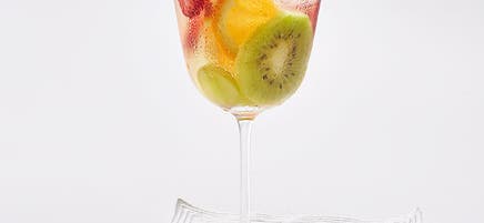 Fruity sangria with VinZero