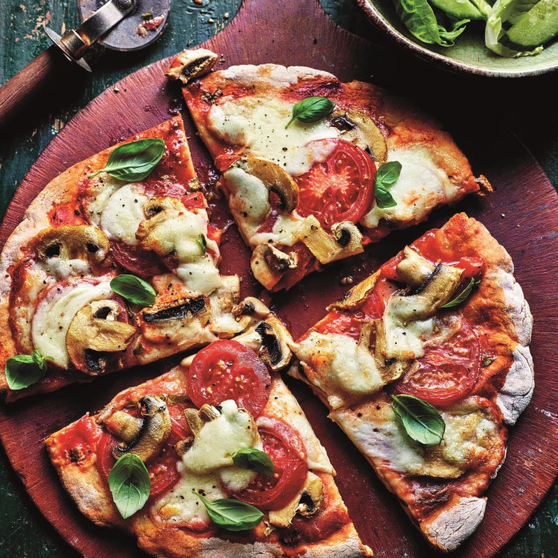 Photo of Tomato & mushroom pizza by WW