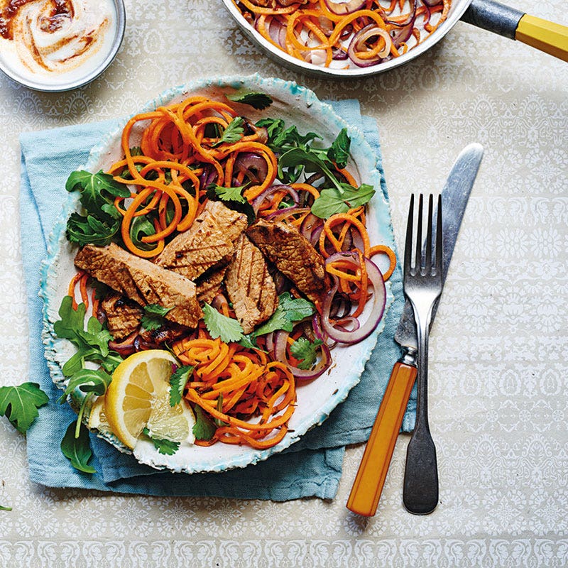 Harissaschnitzel mit Gemüsespiralen