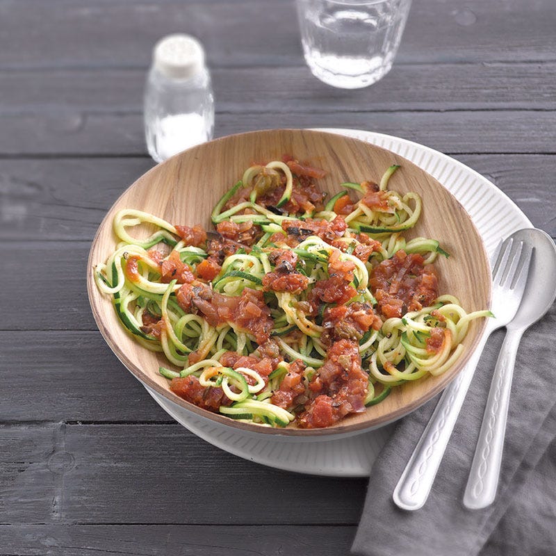 Grüne Nudeln alla Puttanesca