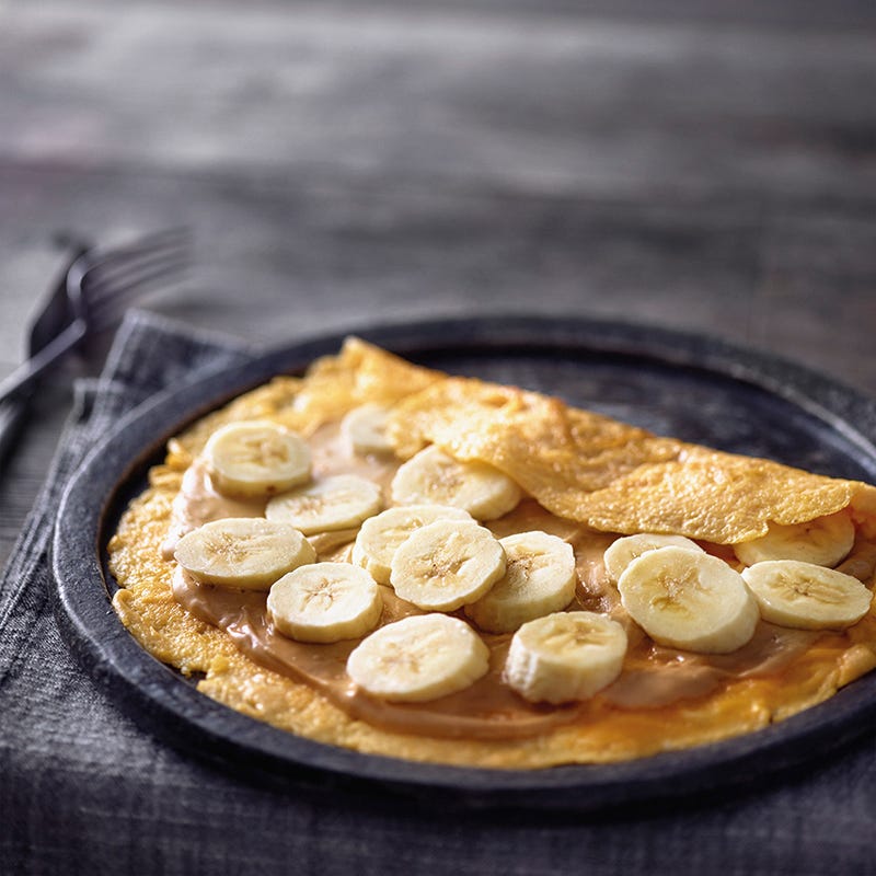 Omelet met banaan en pindakaas