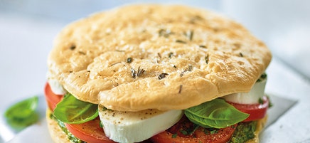 Sandwich met mozzarella