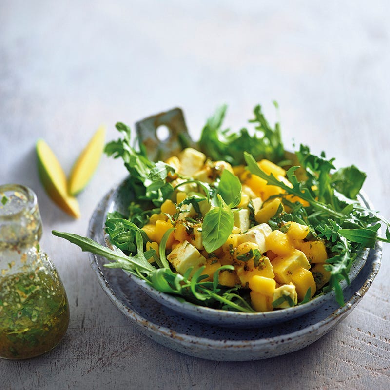 Mango-rucolasalade met feta
