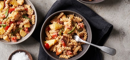 Halloumipasta med ananas