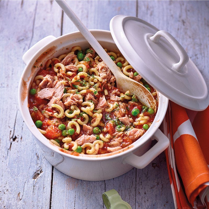 Thunfisch-Nudel-Topf mit Erbsen