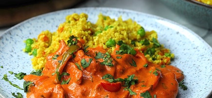 Creamy chicken fajita curry