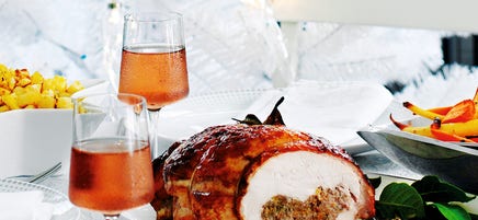 Rôti de dinde farcie aux marrons et à la sauge
