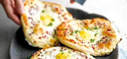 Pizza carbonara