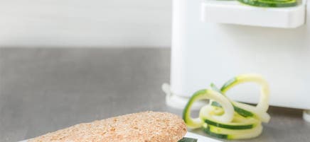 Sandwich à la courge spiralée et au houmous