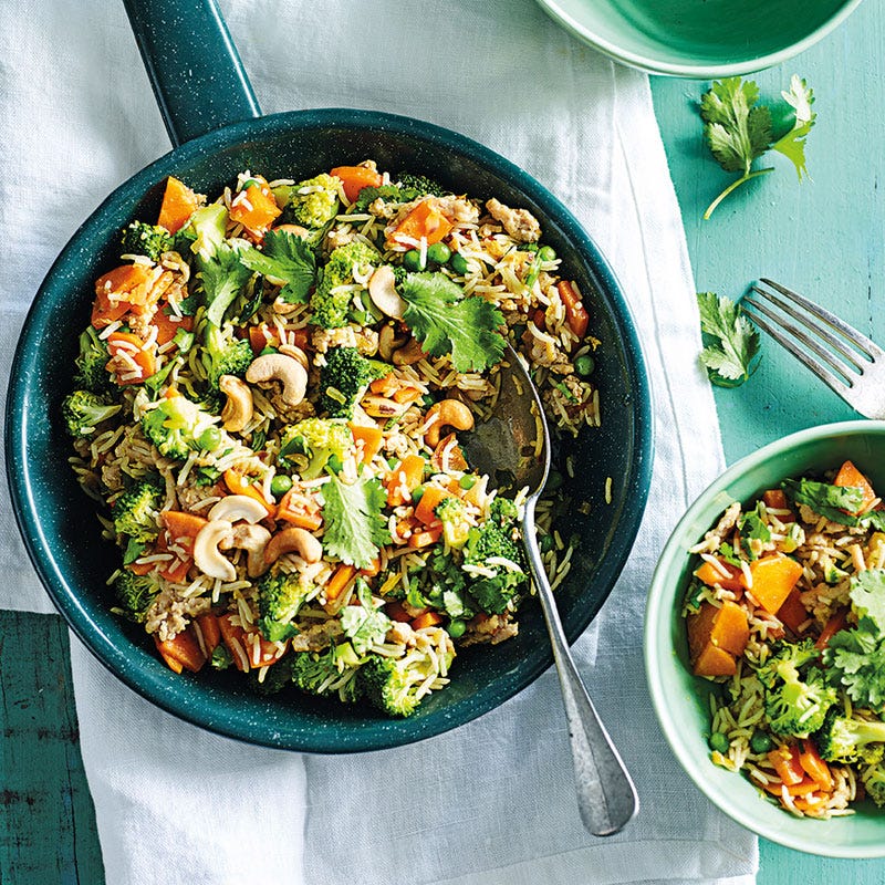 Indisches Hähnchen mit gebratenem Broccolireis