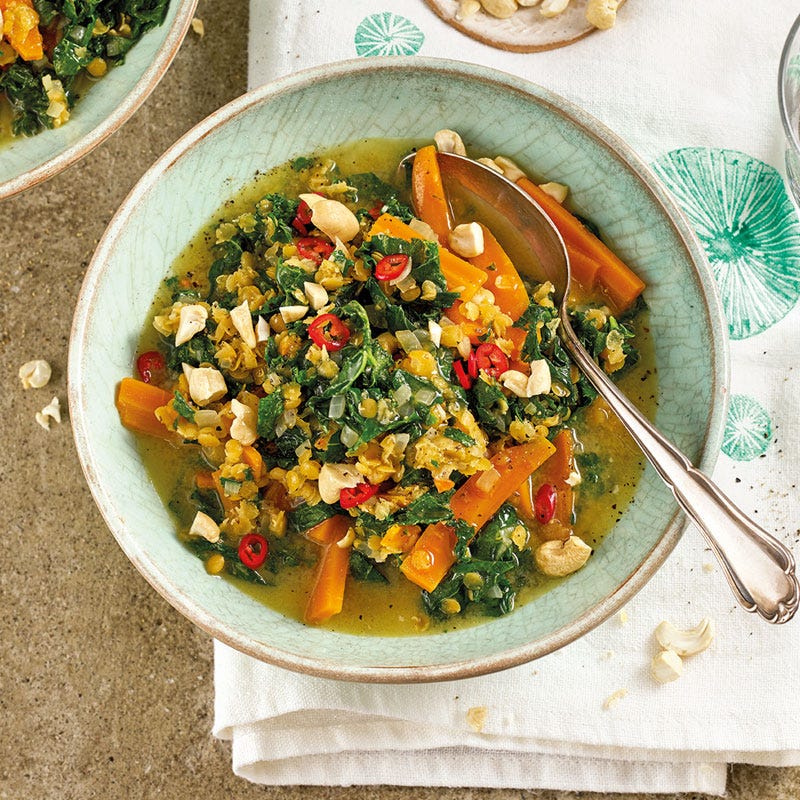 Grünkohlpfanne mit roten Linsen