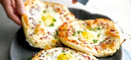 Pizza carbonara