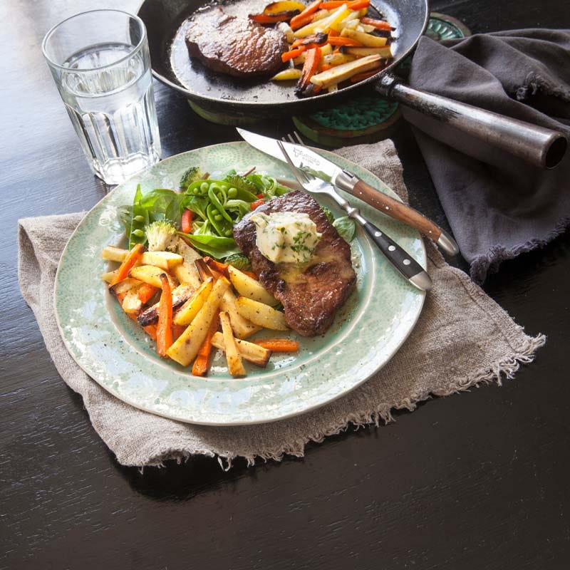 ViktVäktarna - Ryggbiff med kryddsmör och ugnsrostade rotfrukter