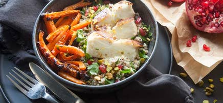 Halloumi med ugnsrostade morötter och quinoasallad