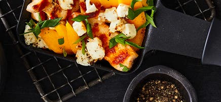 Raclette mit Mango und Poulet