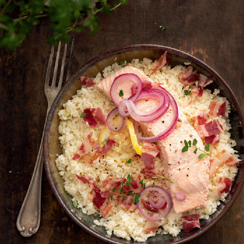 Semoule de chou-fleur et saumon