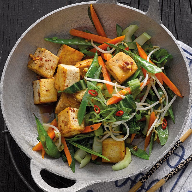 Asia-Pfanne mit Knoblauchtofu