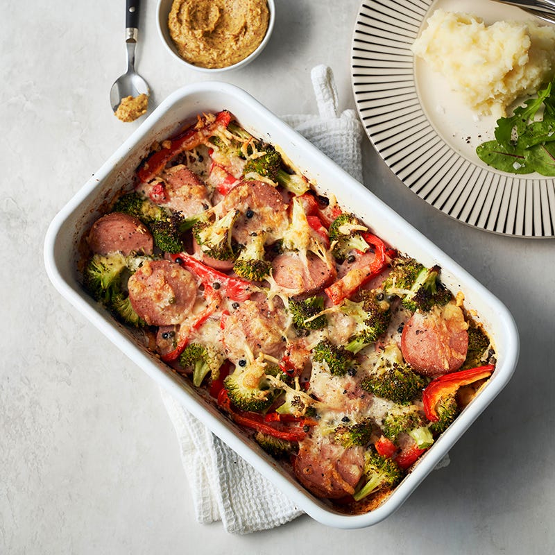 Korv- och grönsaksgratäng med grönpeppar | Recept | WW Sverige