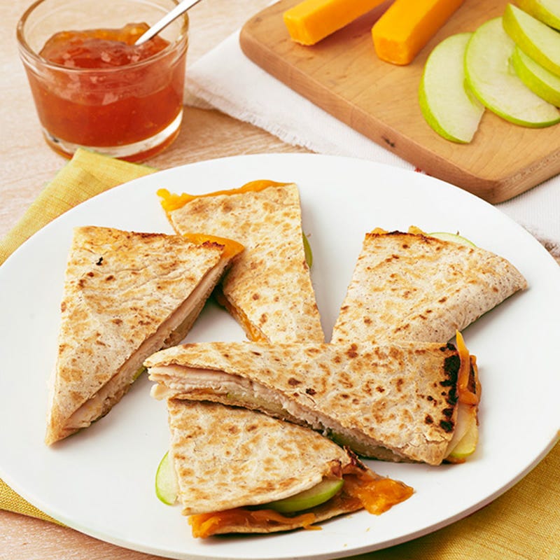 Photo de Quesadilla à la dinde, au cheddar et à la pomme par WW