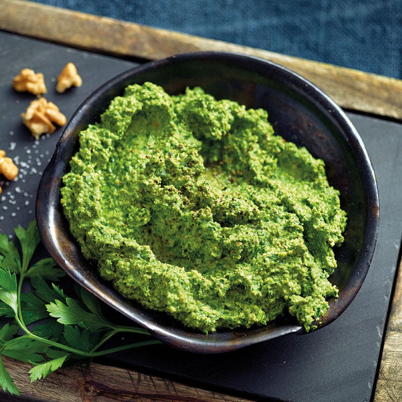 Petersilien-Baumnuss-Pesto