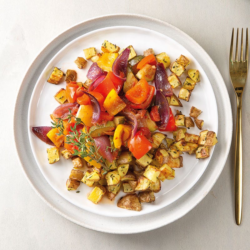 Ratatouillegemüse mit Thymian-Röstkartoffeln