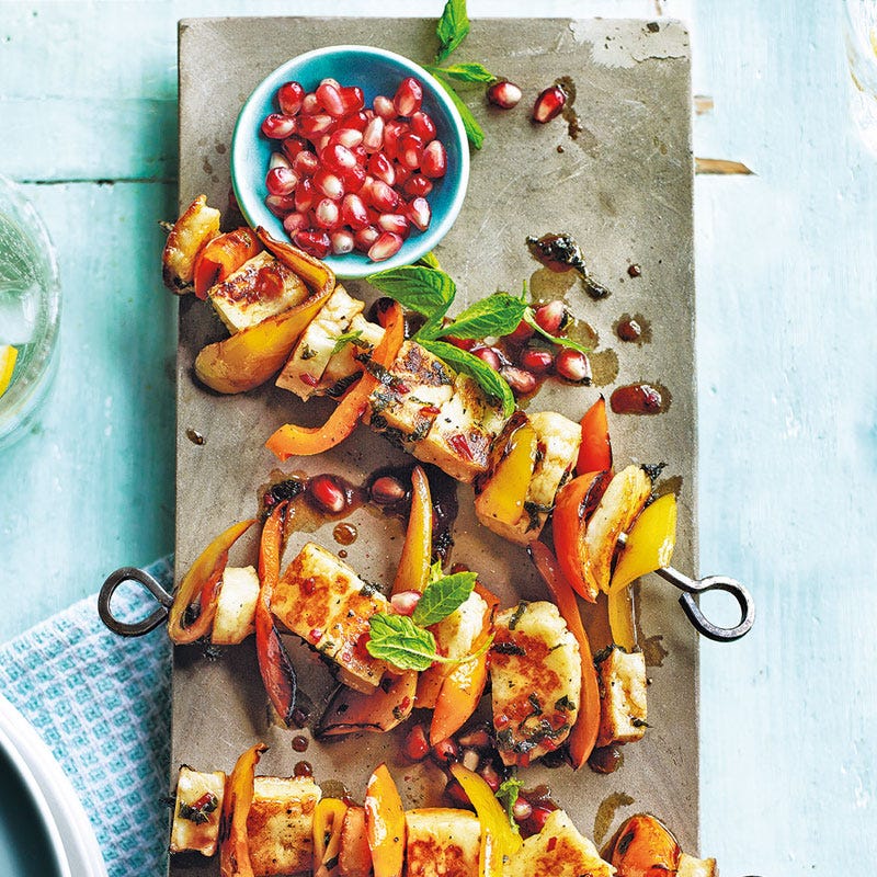 Halloumispieße mit Granatapfel-Chili-Marinade