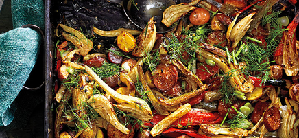 One-Pan Roasted Fennel with Potato, Peppers & Chicken Chorizo