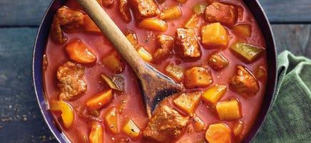 Würzige Gulaschsuppe