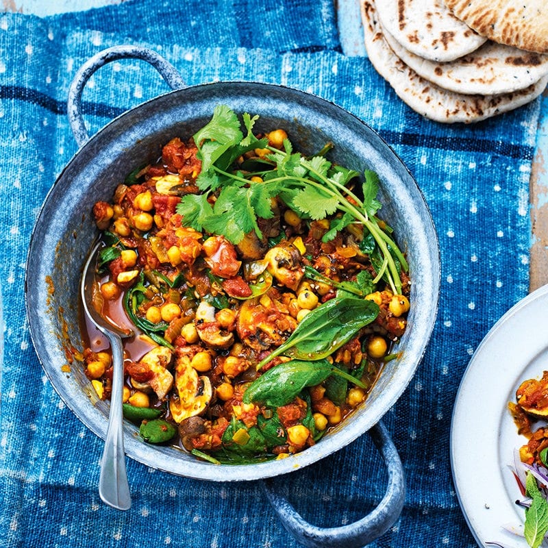 Mushoom, spinach and chickpea curry