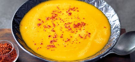Scharfe Butternutkürbis-Suppe