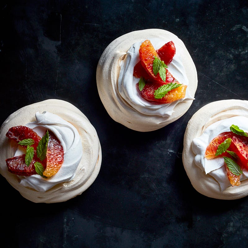 Photo of Gingerbread meringue tarts by WW