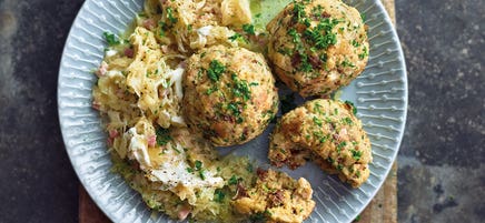 Sauerkraut mit Vollkorn-Semmelknödeln