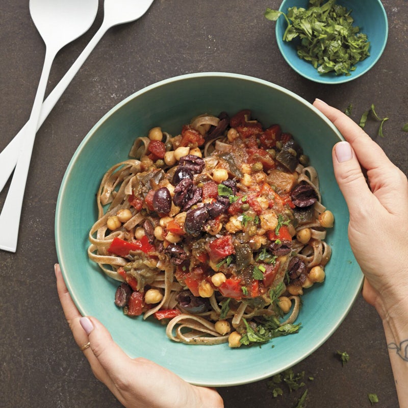 Tomato-eggplant puttanesca