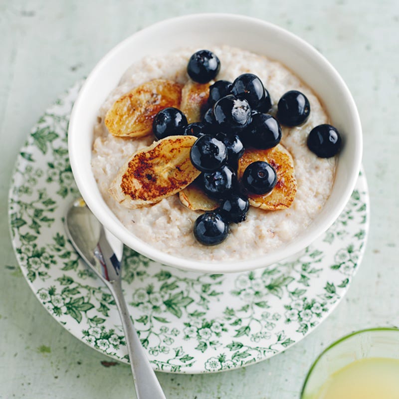 Photo de/du Porridge avec bananes caramélisées et myrtilles par WW