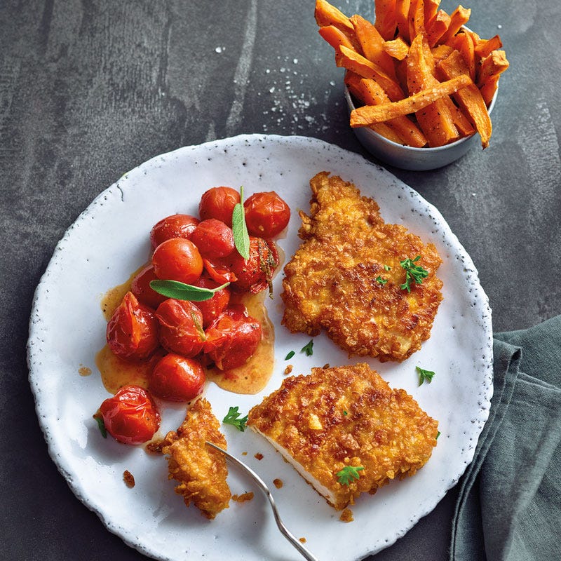 Knusperschnitzel mit Salbeitomaten