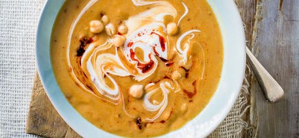 Spicy lentil & chickpea soup