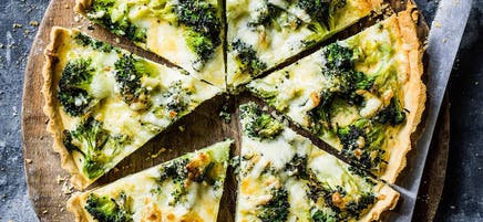 Broccoli & Cheddar quiche