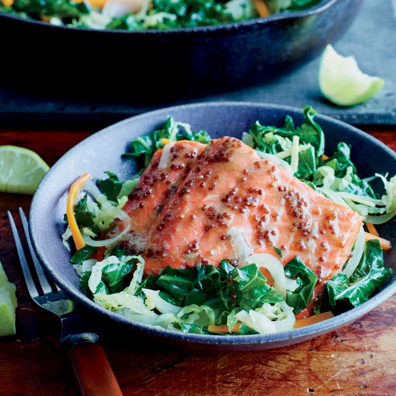 Dijon-Lachs mit Wintergemüse