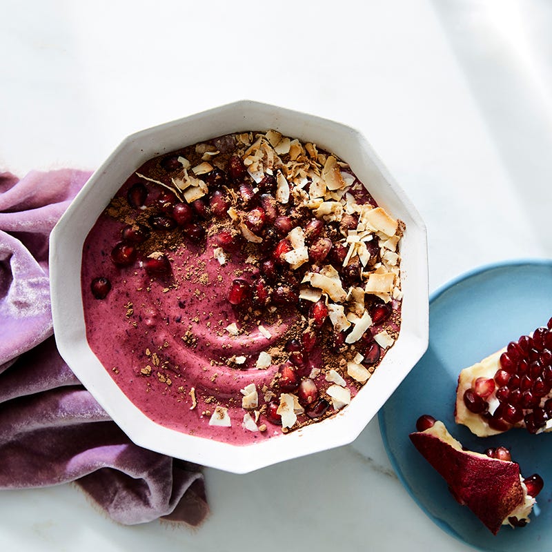 ViktVäktarna - Smoothiebowl med bär och granatäpple