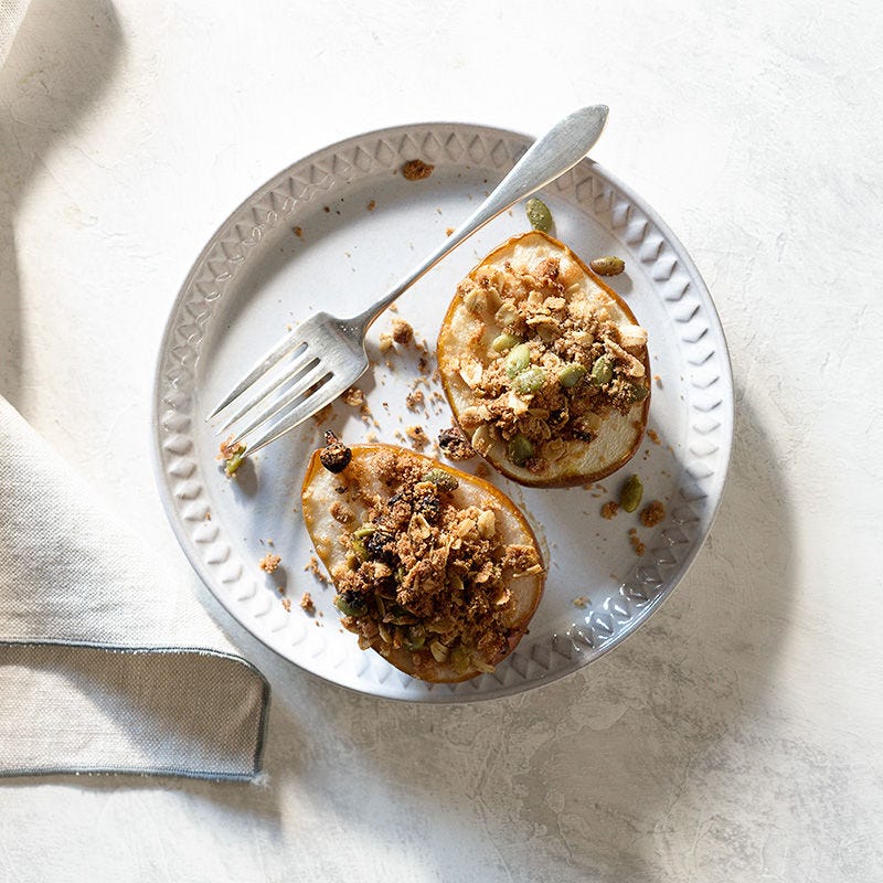 Photo of Roasted pears with oatmeal-raisin crumble by WW