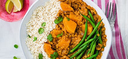 Daal med butternutpumpa och blomkålsris